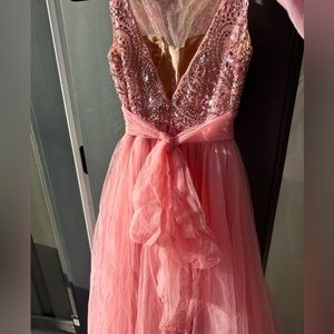 Sherri Hill prom dress blush pink size 2